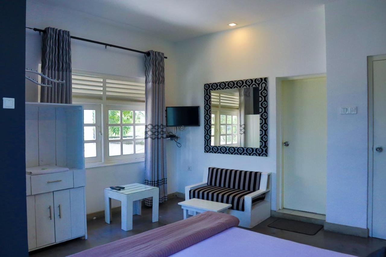 Homies Place - Bistro Bandarawela Extérieur photo